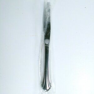 Vintage Oneida Distinction Deluxe Rembrandt Dinner Knife Butter/Jam Spreader New